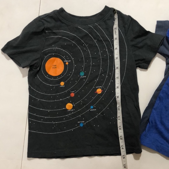 Old Navy Graphic Tees, 3T Boys - Picture 2 of 8